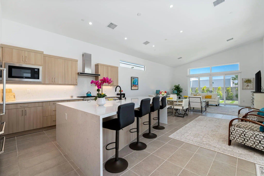 845 Nugget Lane, Palm Springs