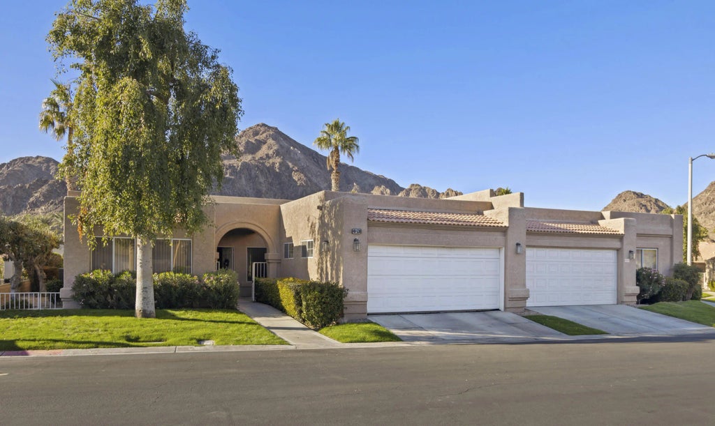 48538 Via Amistad, La Quinta