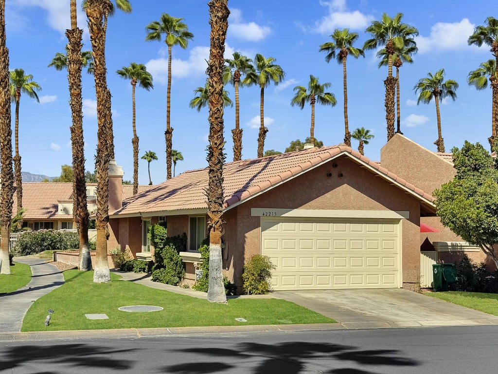 42215 Sultan Avenue, Palm Desert