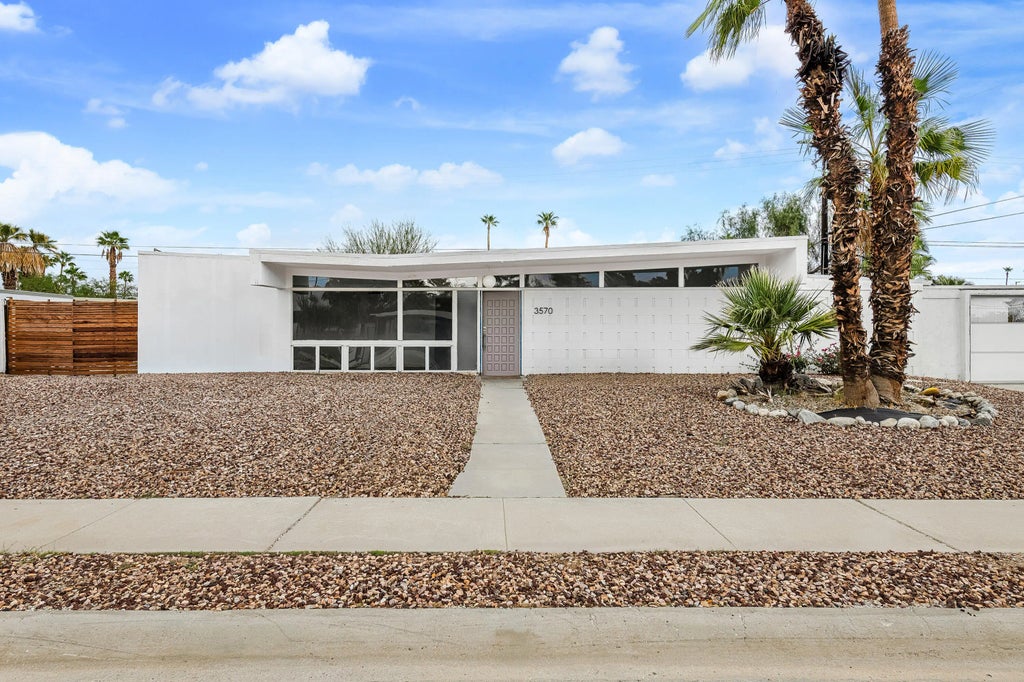 3570 Camino Rojos E, Palm Springs