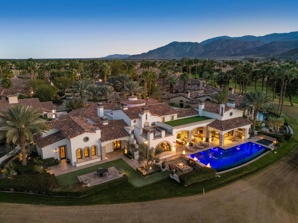 57175 Peninsula Lane, La Quinta