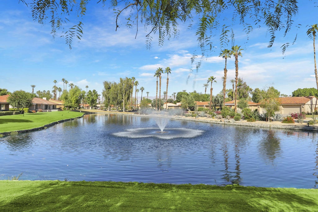 2 Valencia Drive, Rancho Mirage