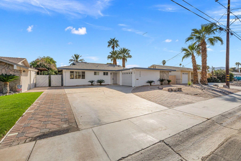 77235 Minnesota Avenue, Palm Desert