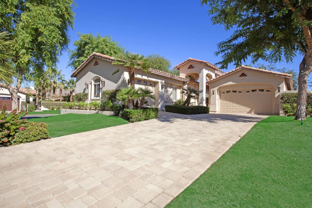78700 Cabrillo Way, La Quinta