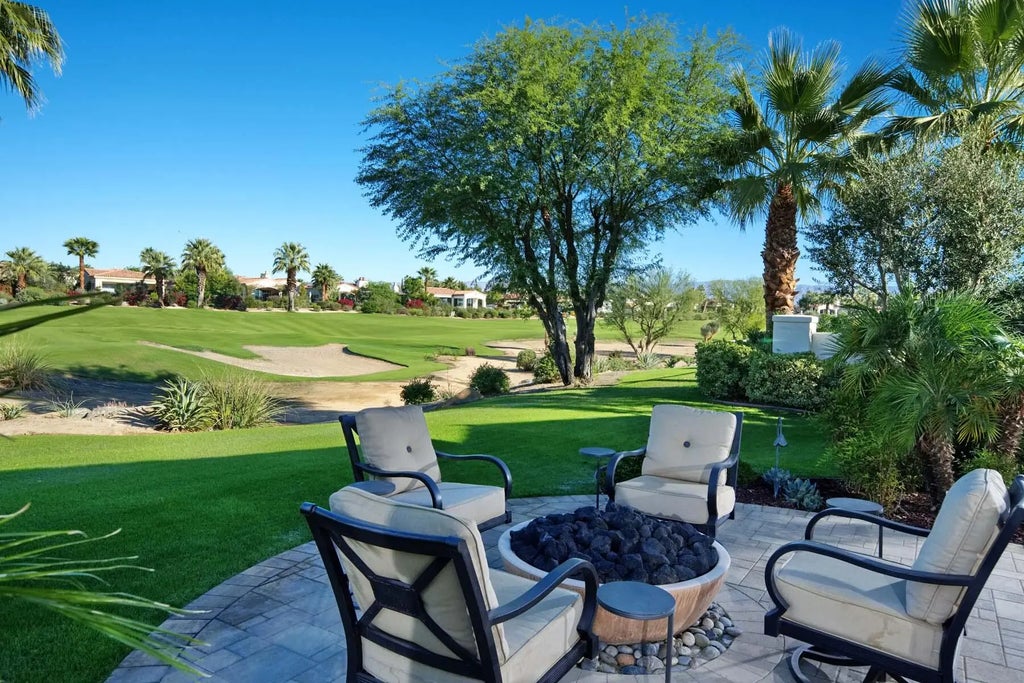 76054 Via Saturnia, Indian Wells
