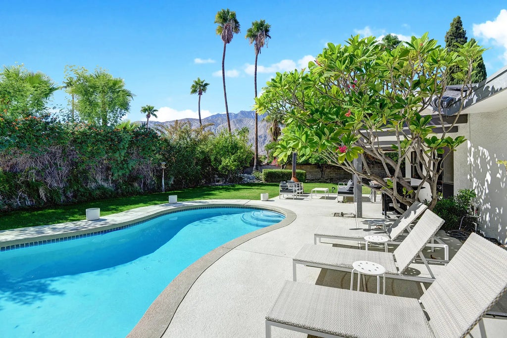 1031 El Conquistador E, Palm Springs
