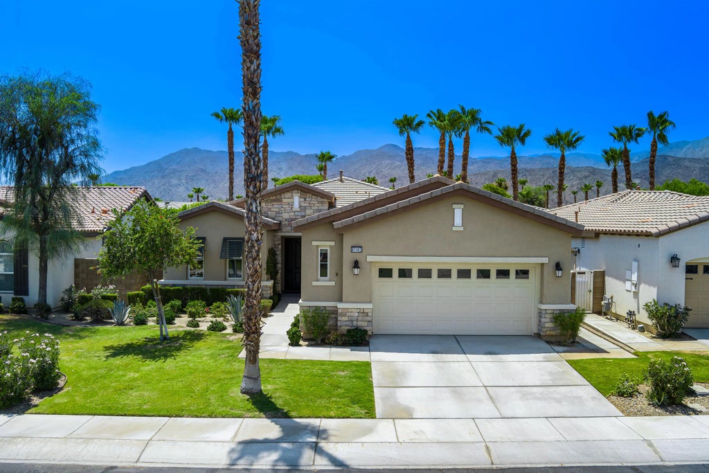 81463 Joshua Tree Court, La Quinta