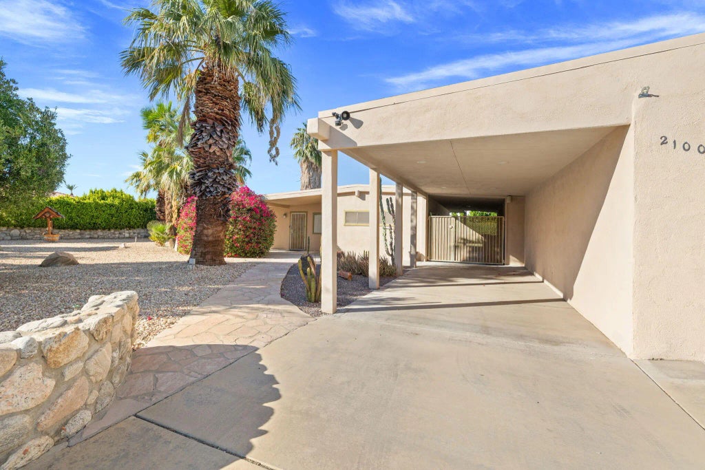 2100 Nicola Road, Palm Springs