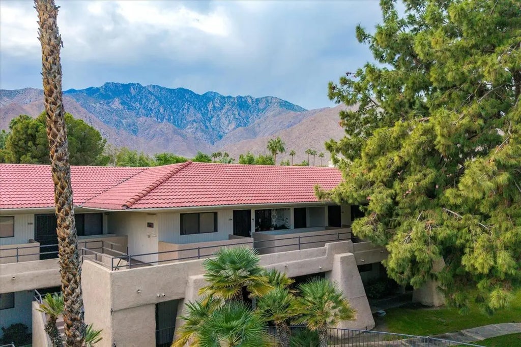 2812 Auburn Court N, Palm Springs