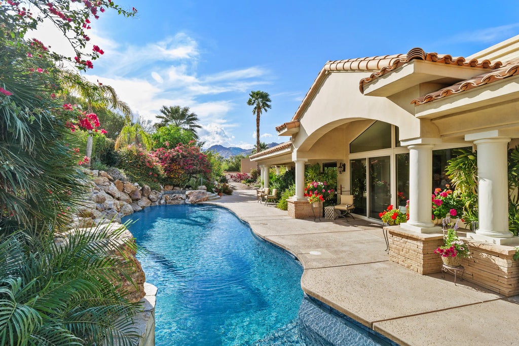 113 Heather Court, Palm Desert