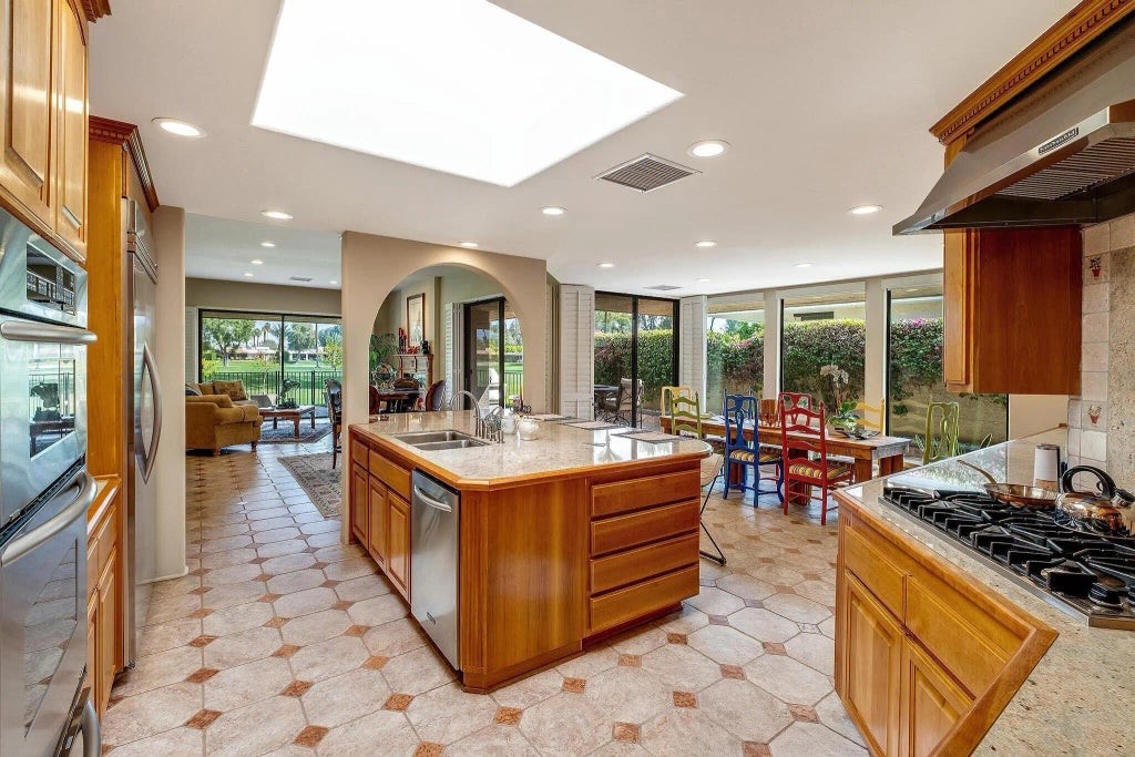 70 Columbia Drive, Rancho Mirage