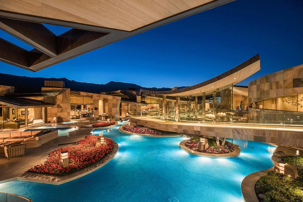 706 Summit Cove, Palm Desert
