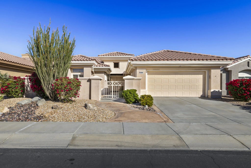 78650 Blooming Court, Palm Desert