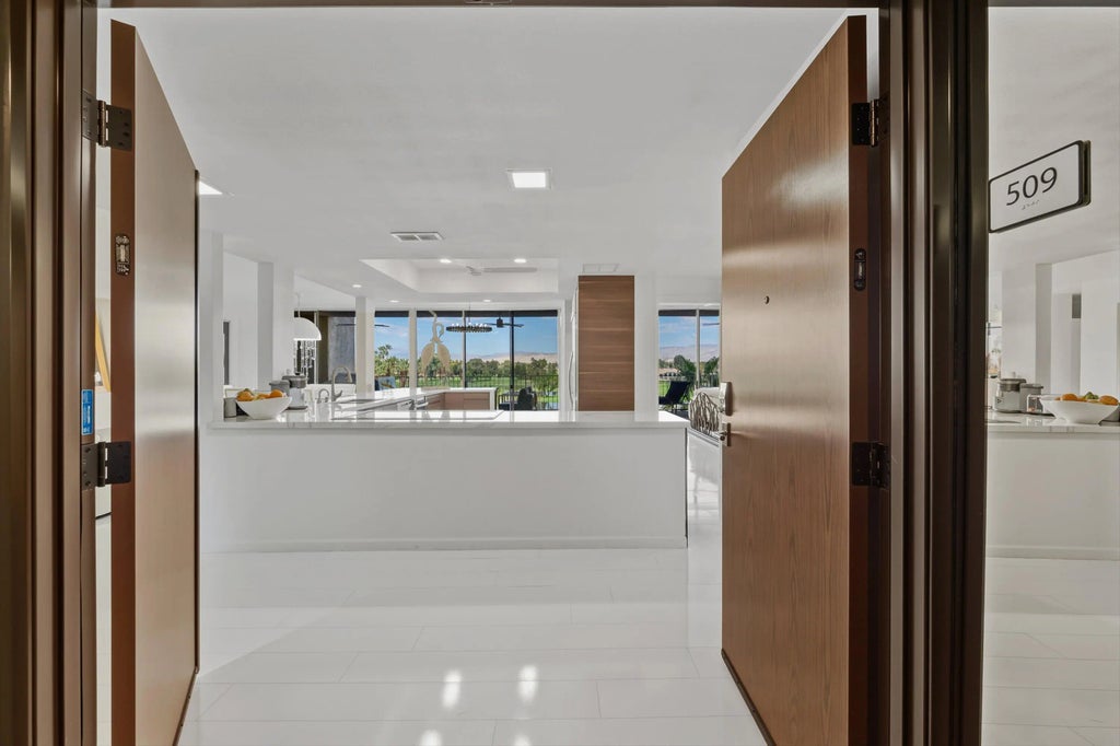 899 Island Drive, Rancho Mirage