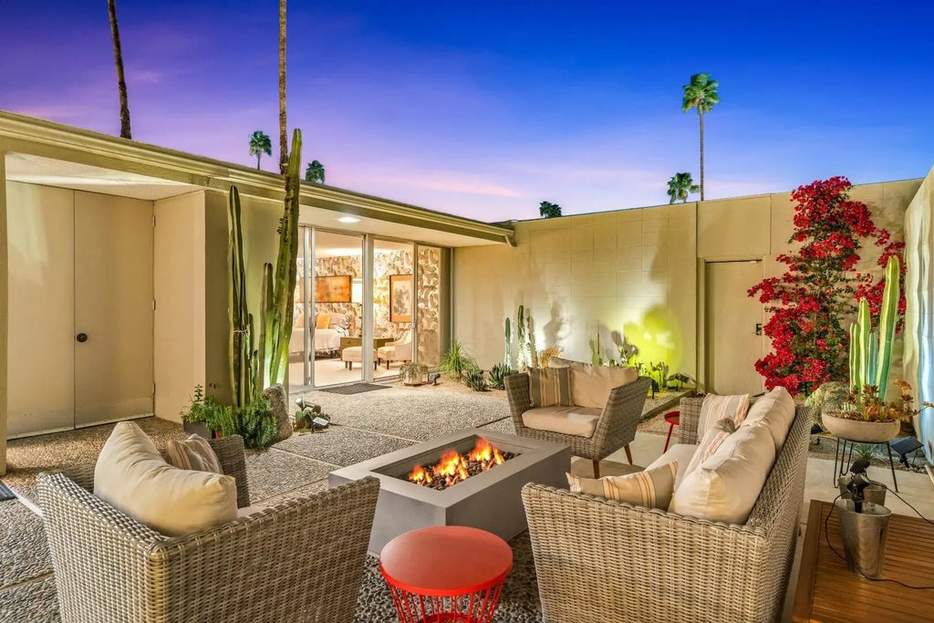 72507 El Paseo #901, Palm Desert