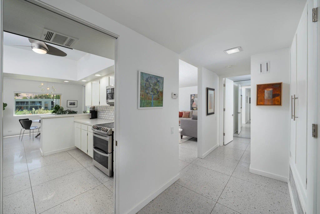 519 Desert Lakes Drive, Palm Springs