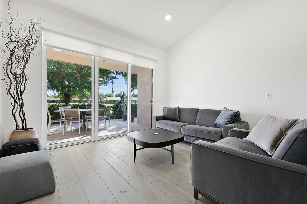 24 Haig Drive, Rancho Mirage