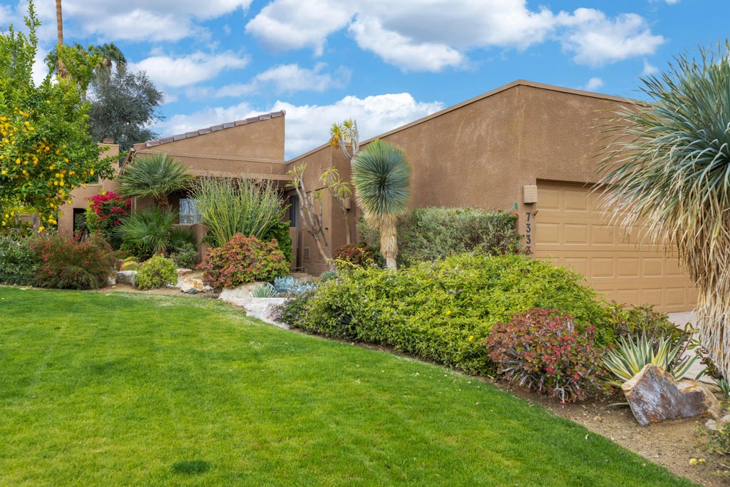 73335 Oriole Court, Palm Desert