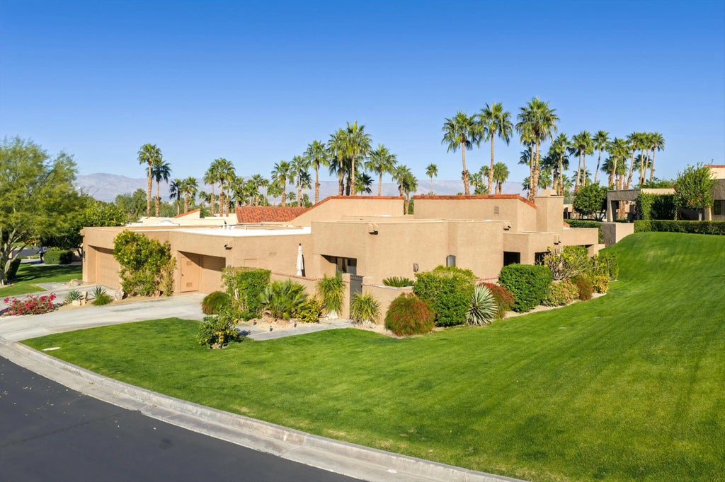 73109 Carrizo Circle, Palm Desert