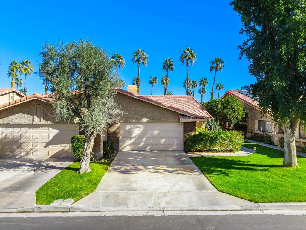 201 Camino Arroyo, Palm Desert