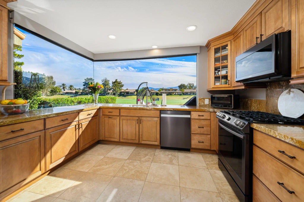 13 Pine Valley Drive, Rancho Mirage