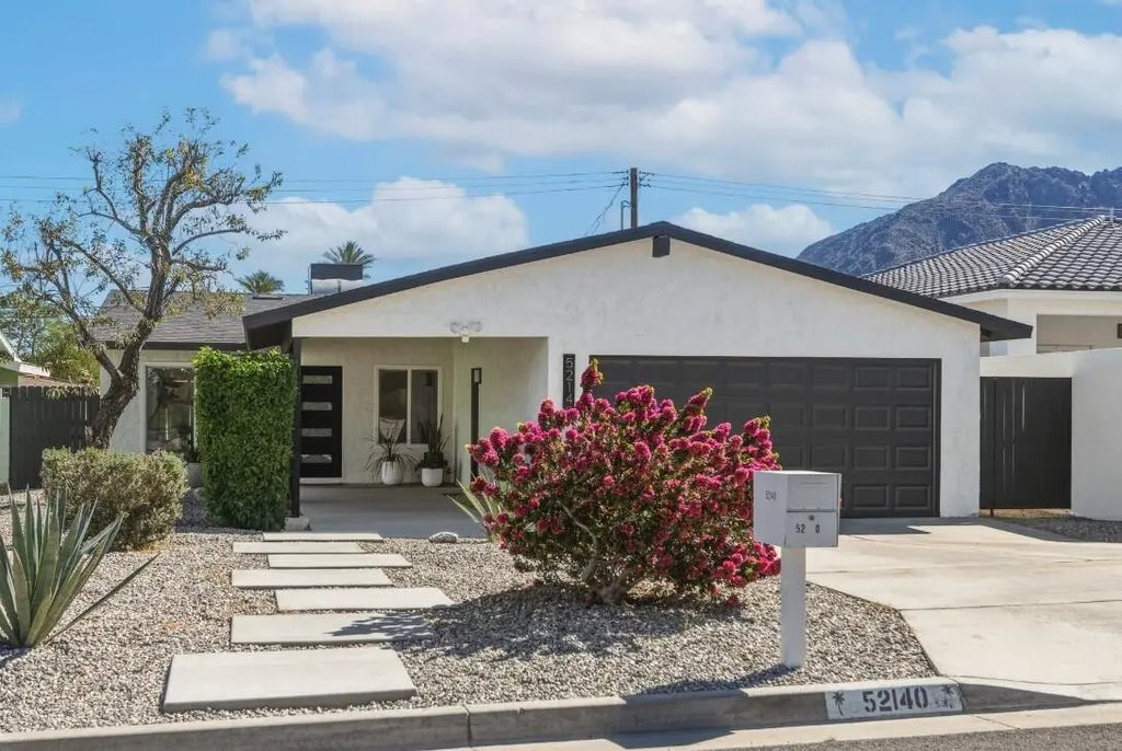 52140 Avenida Herrera, La Quinta
