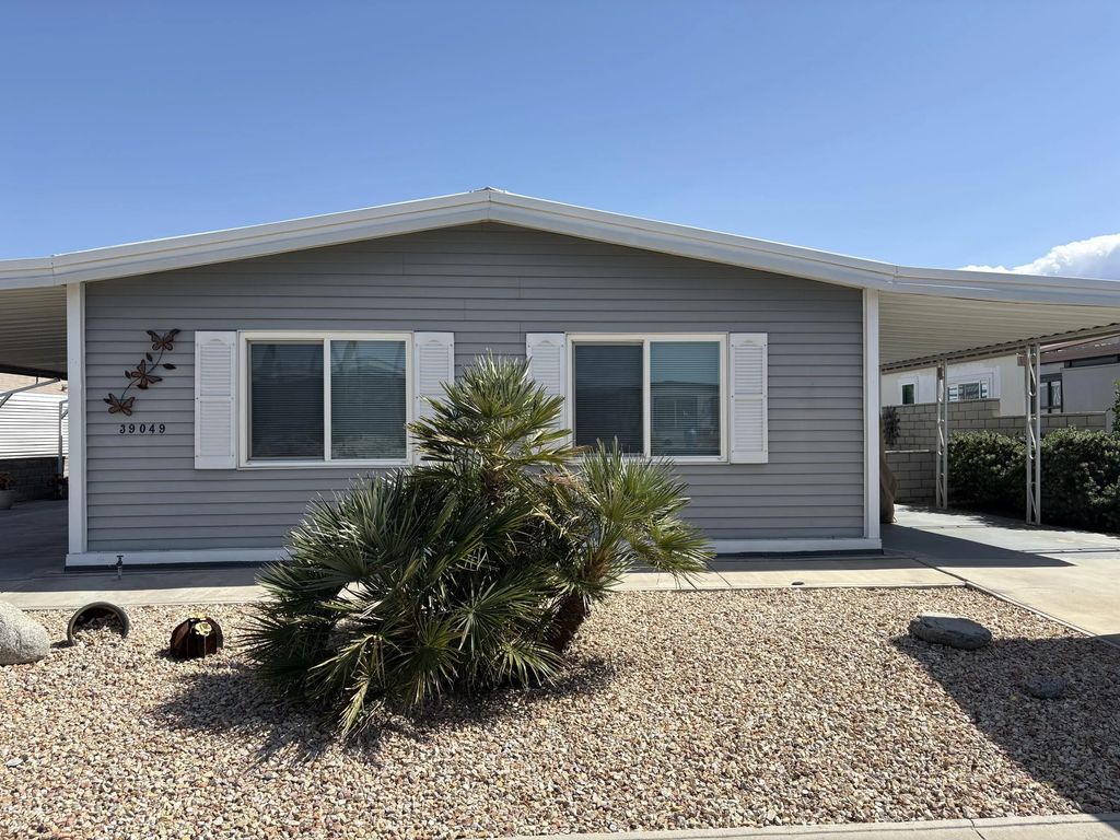 39049 Desert Greens Drive, Palm Desert
