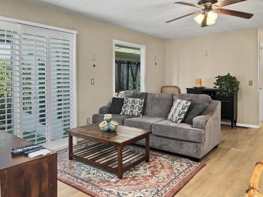 39705 Manzanita Drive, Palm Desert