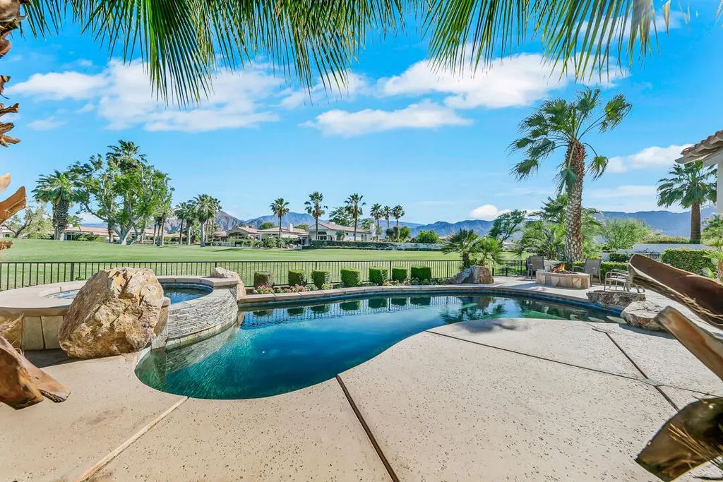 79005 Calle Brisa, La Quinta