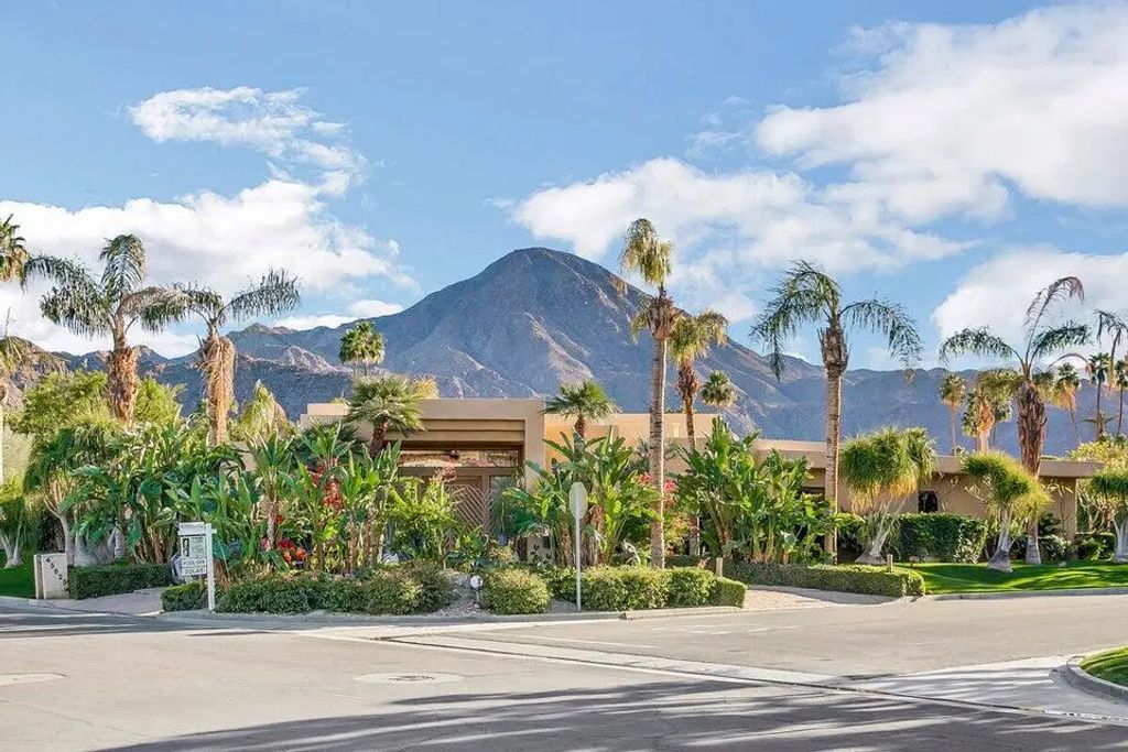 45625 Apache Road, Indian Wells