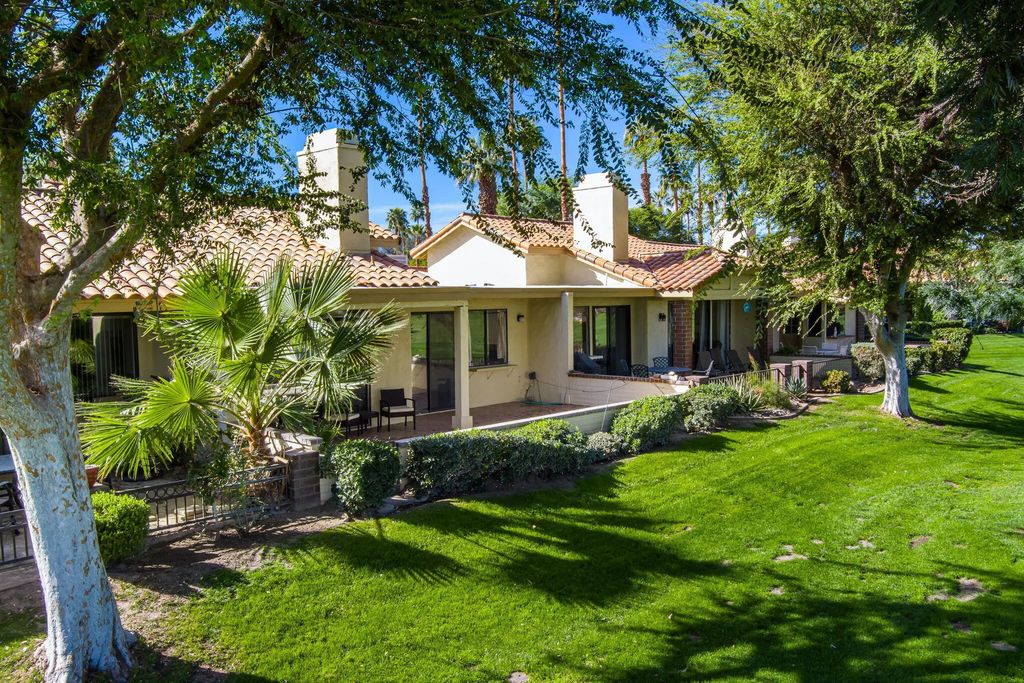 280 Tolosa Circle, Palm Desert
