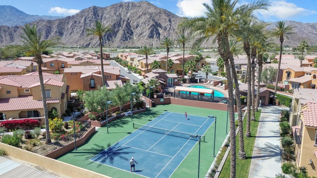 52233 Rosewood Lane, La Quinta
