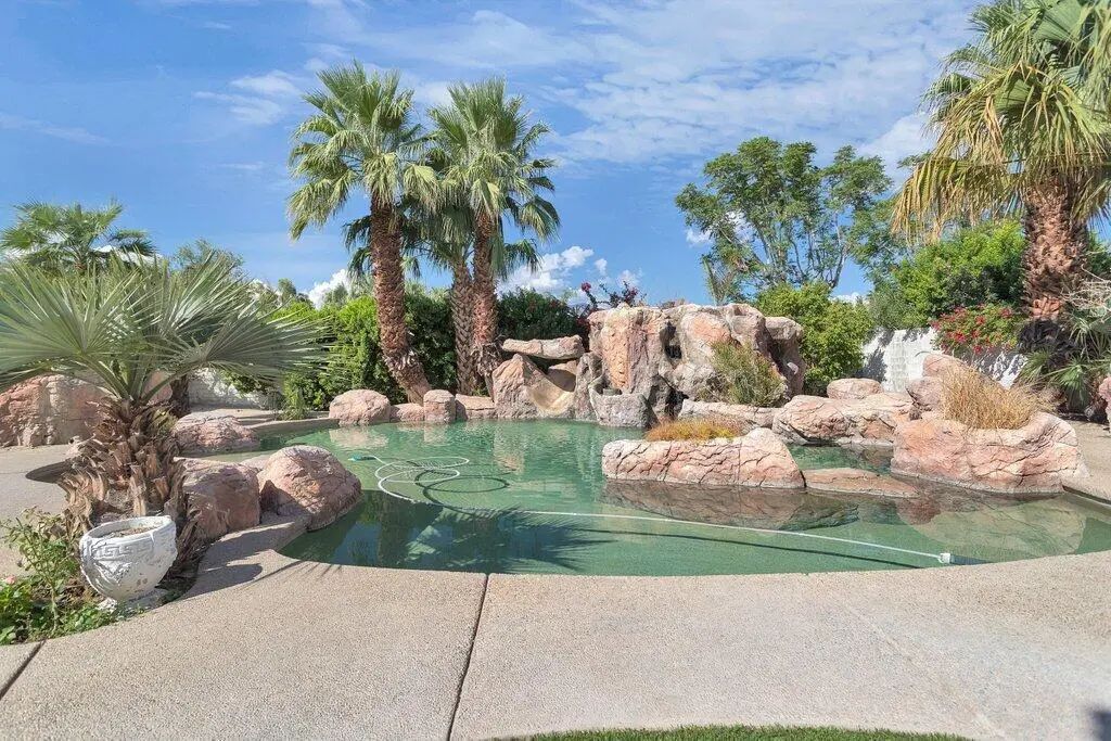 8 Macbeth Court, Rancho Mirage