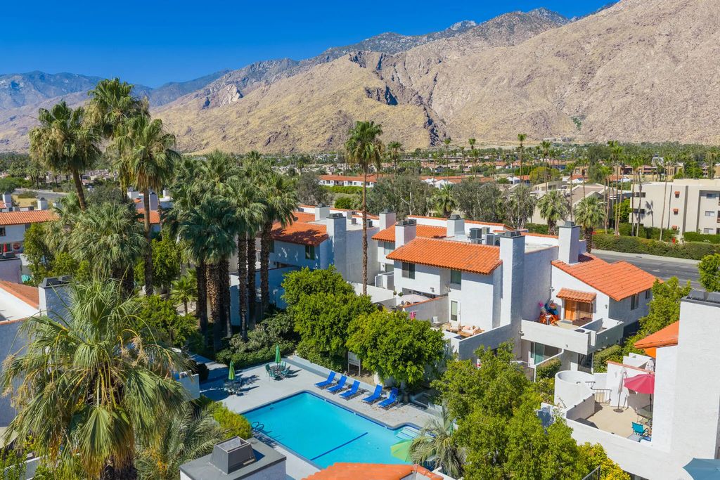 280 Avenida Caballeros S 214, Palm Springs