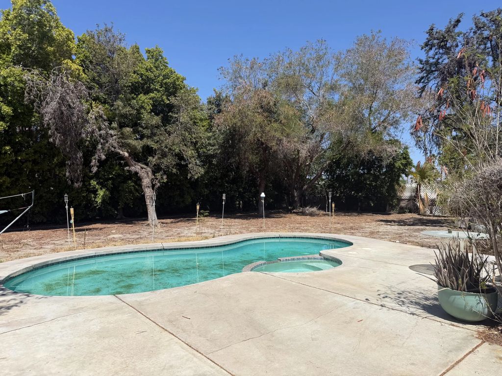 2151 Farrell Drive N, Palm Springs