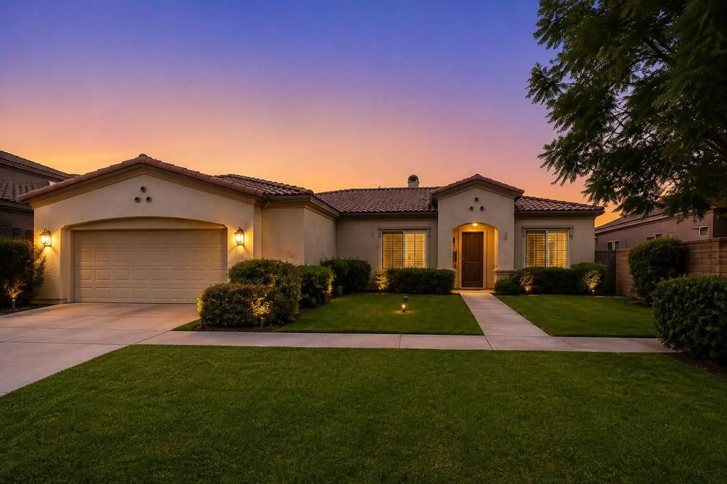 43322 Parkway Esplanade, La Quinta