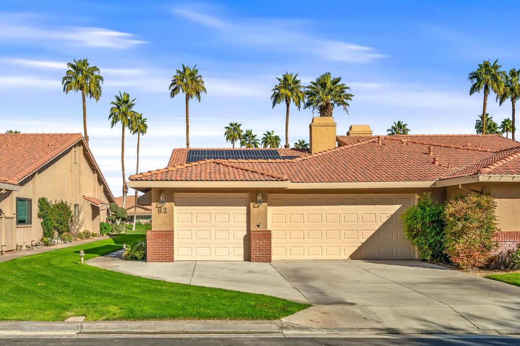 82 Conejo Circle, Palm Desert
