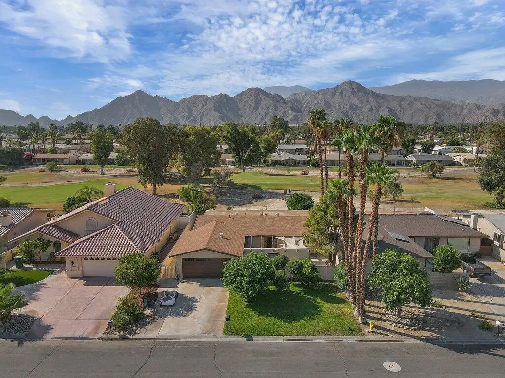 76795 New York Avenue, Palm Desert