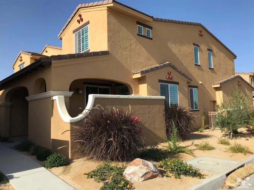 52439 Hawthorn Court, La Quinta