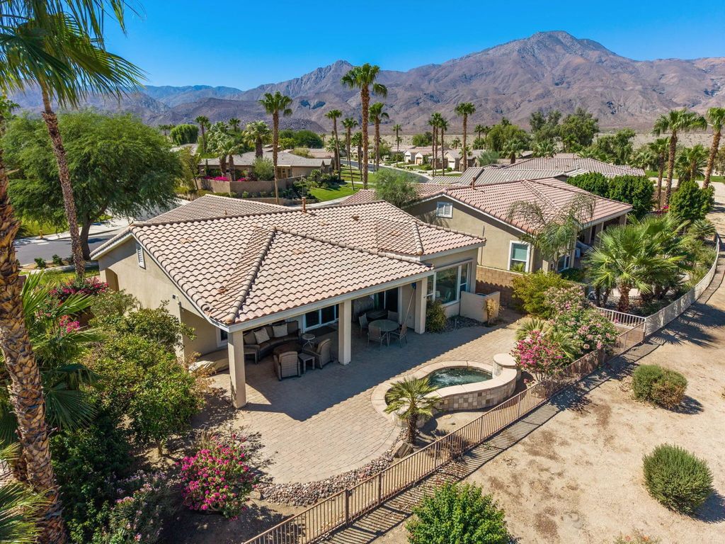 81146 Barrel Cactus Road, La Quinta