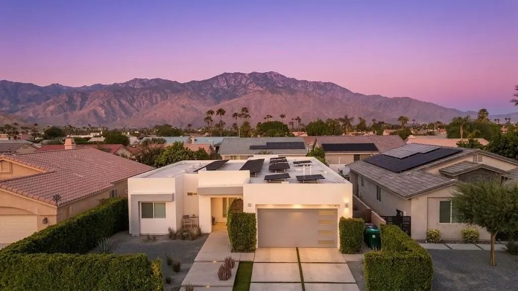 31755 Avenida Del Padre, Cathedral City