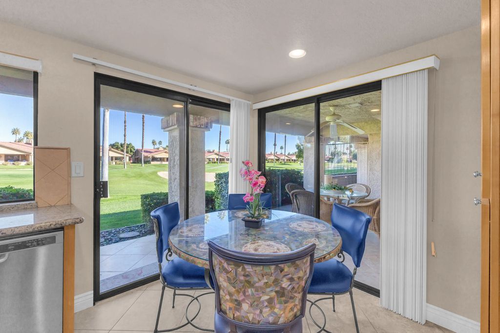 168 Camino Arroyo, Palm Desert