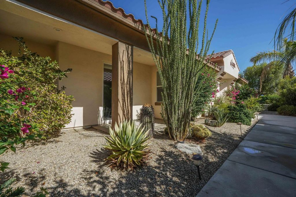 2 Wimbledon Drive, Rancho Mirage