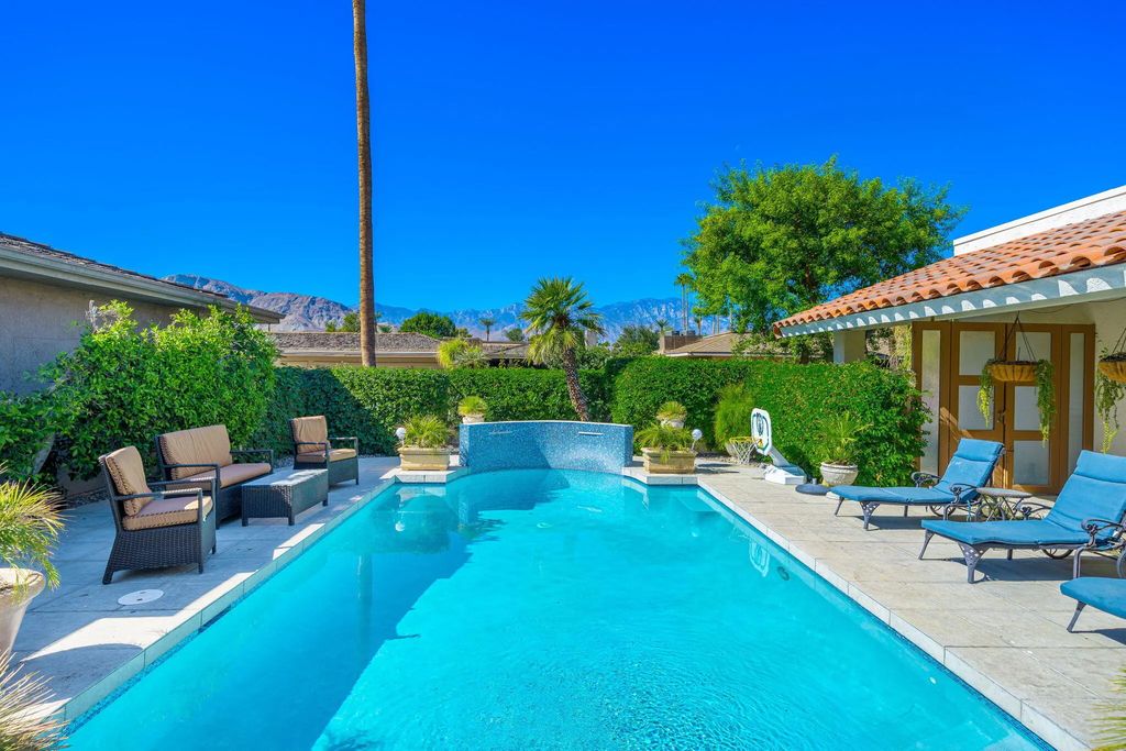 4 Dartmouth Drive, Rancho Mirage