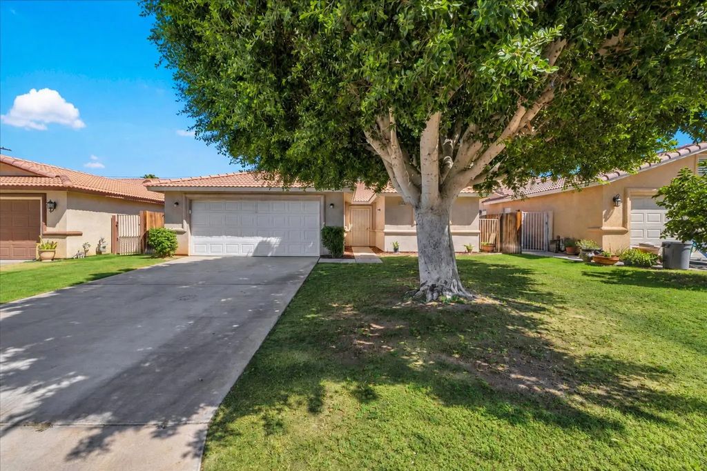 51420 Avenida Velasco, La Quinta