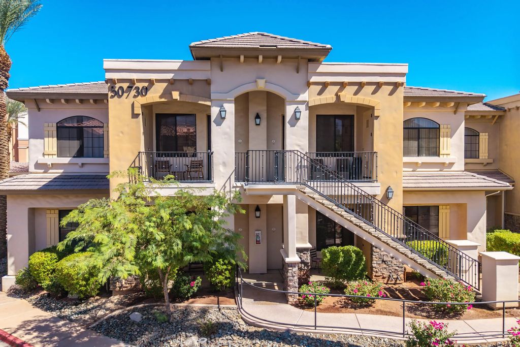 50730 Santa Rosa Plaza 4, La Quinta