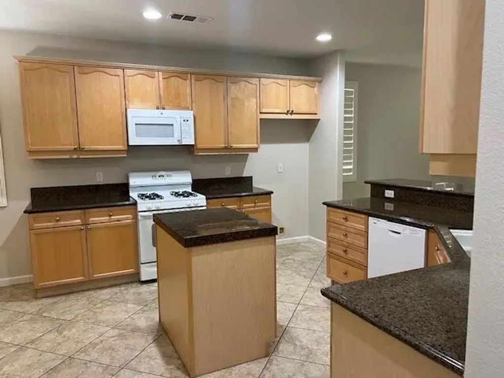 82560 Tivoli Court, Indio