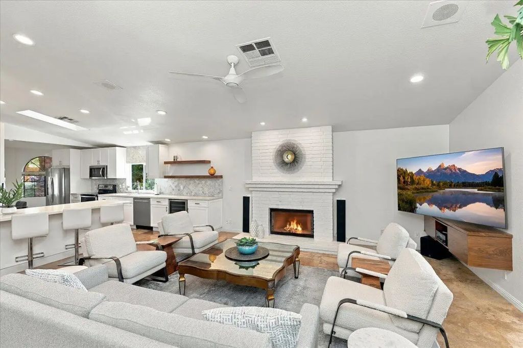 54205 Avenida Vallejo, La Quinta