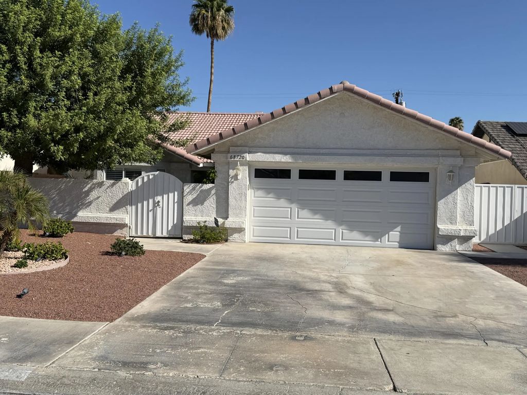 68720 Hermosillo Road, Cathedral City