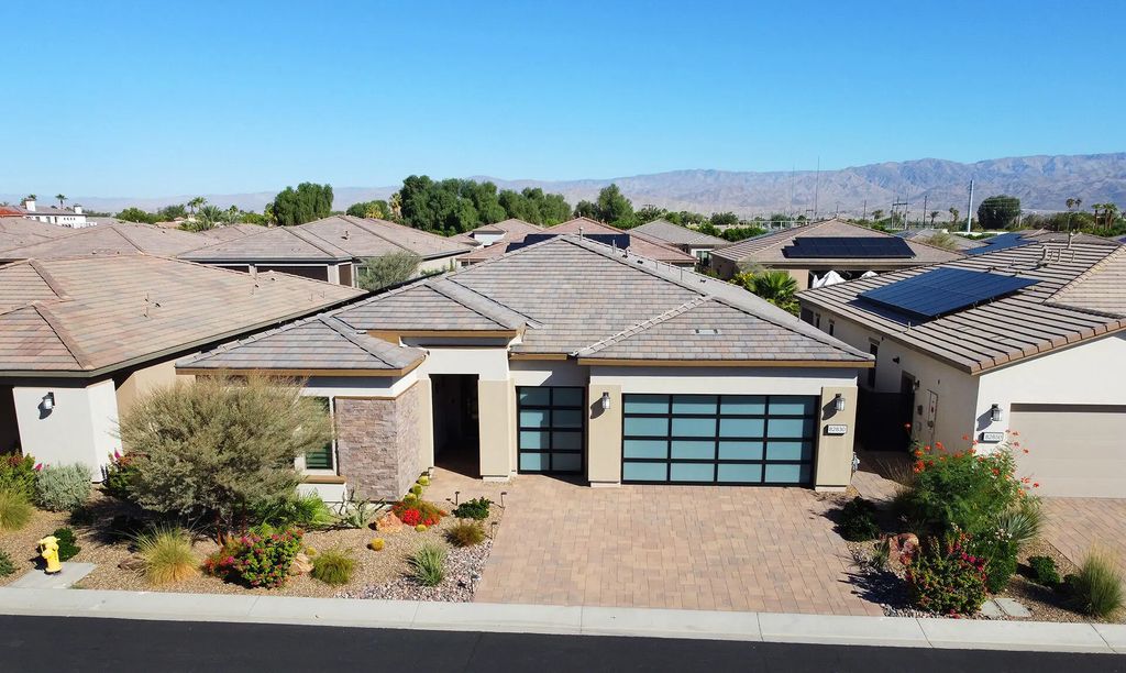 82830 Logan Creek Drive, Indio